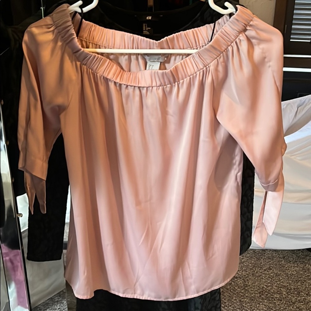 H&M rose blouse
